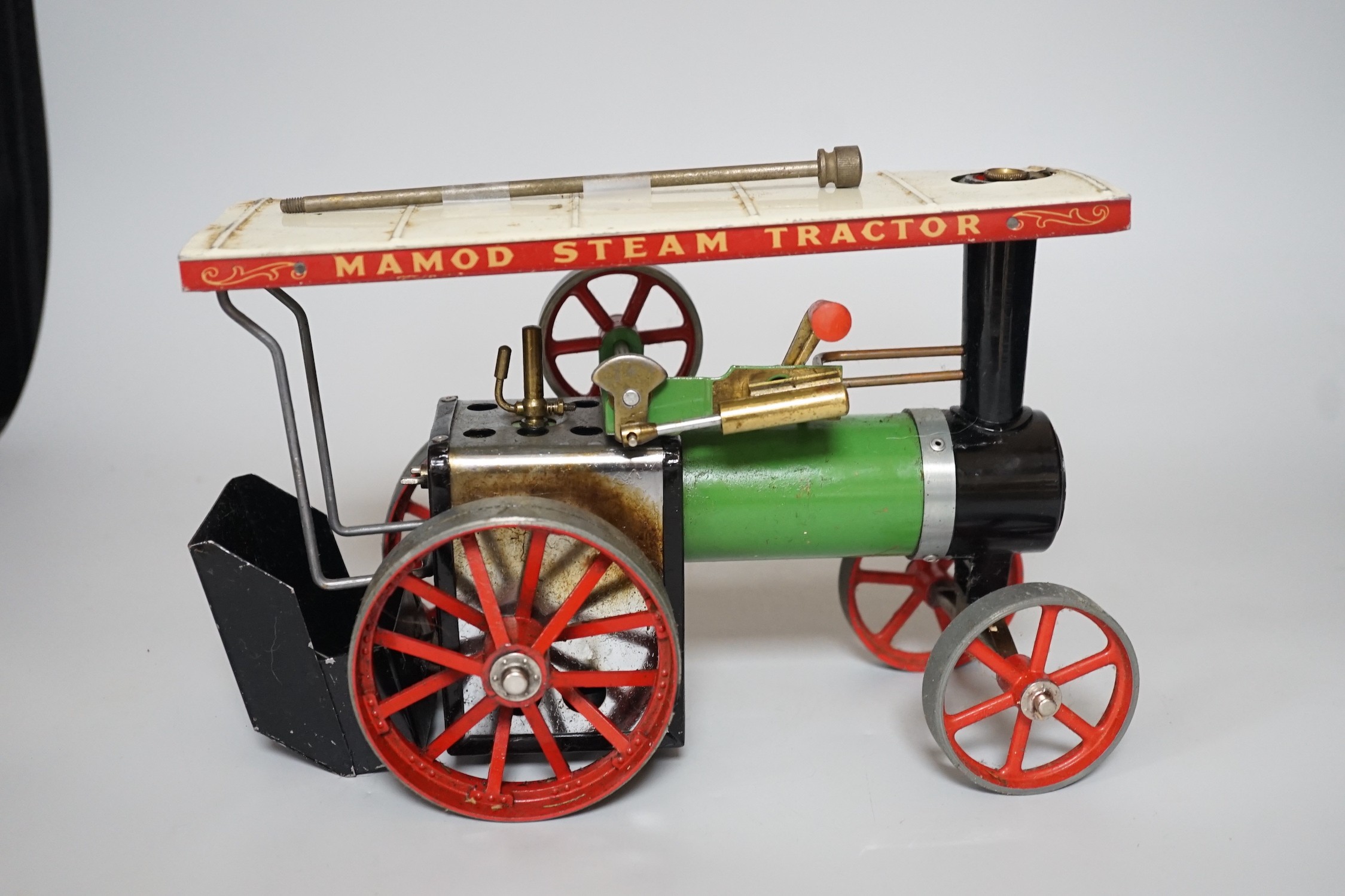 A boxed Mamod traction engine, front 18cms high